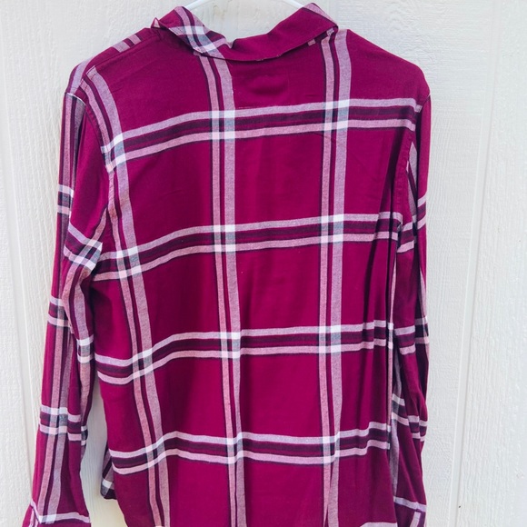 Flannel - Picture 2 of 3